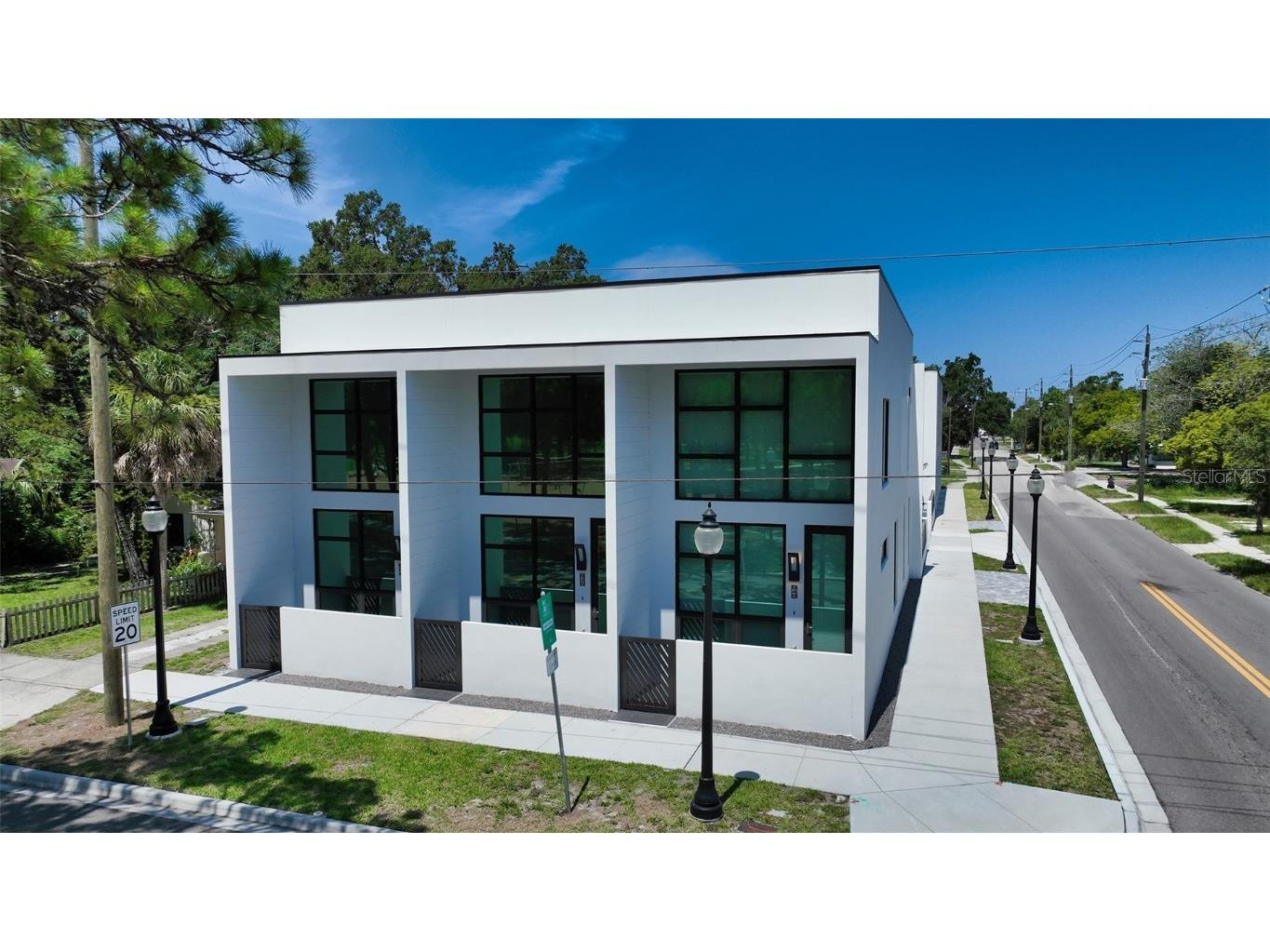 941 N Osprey Avenue Sarasota FL 34236 A4573216 image1