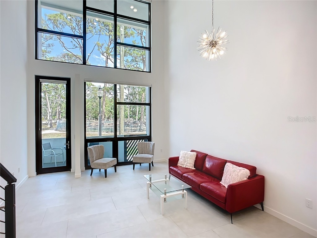 941 N Osprey Avenue Sarasota FL 34236 A4647524 image16