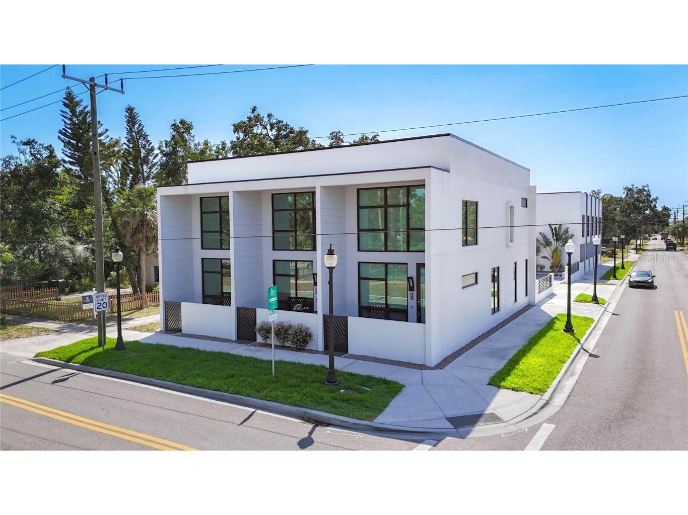 941 N Osprey Avenue Sarasota FL 34236 A4647524 image3