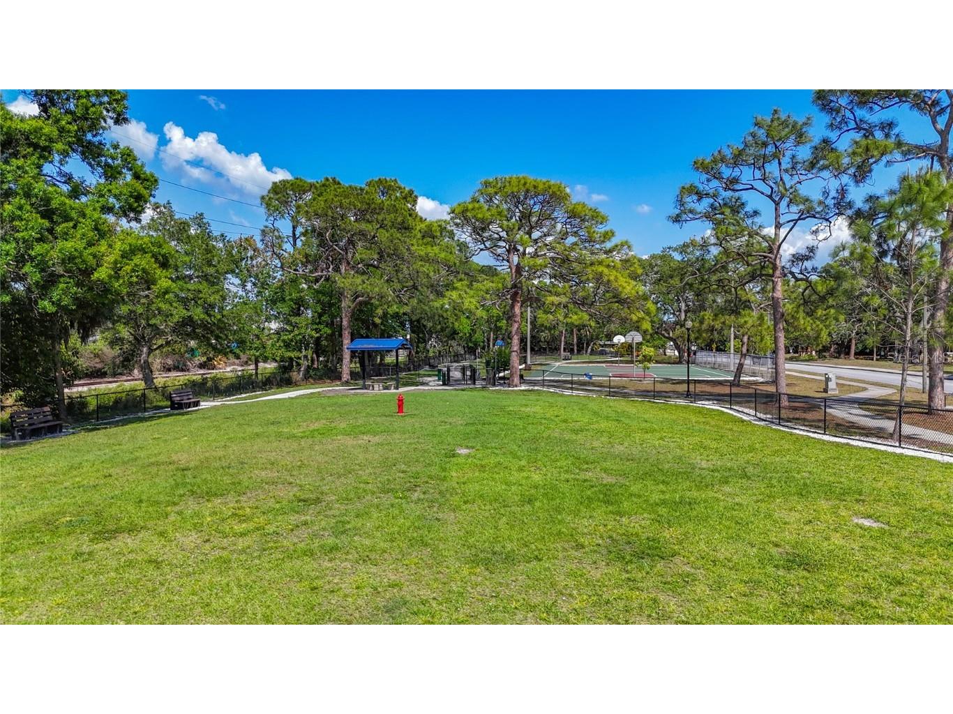 941 N Osprey Avenue Sarasota FL 34236 A4647524 image51