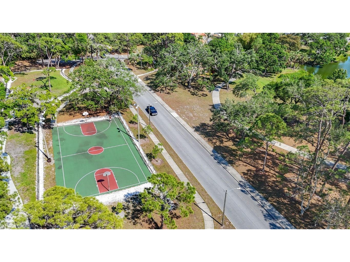 941 N Osprey Avenue Sarasota FL 34236 A4647524 image52