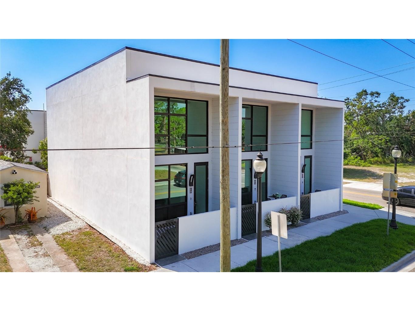 941 N Osprey Avenue Sarasota FL 34236 A4647524 image9