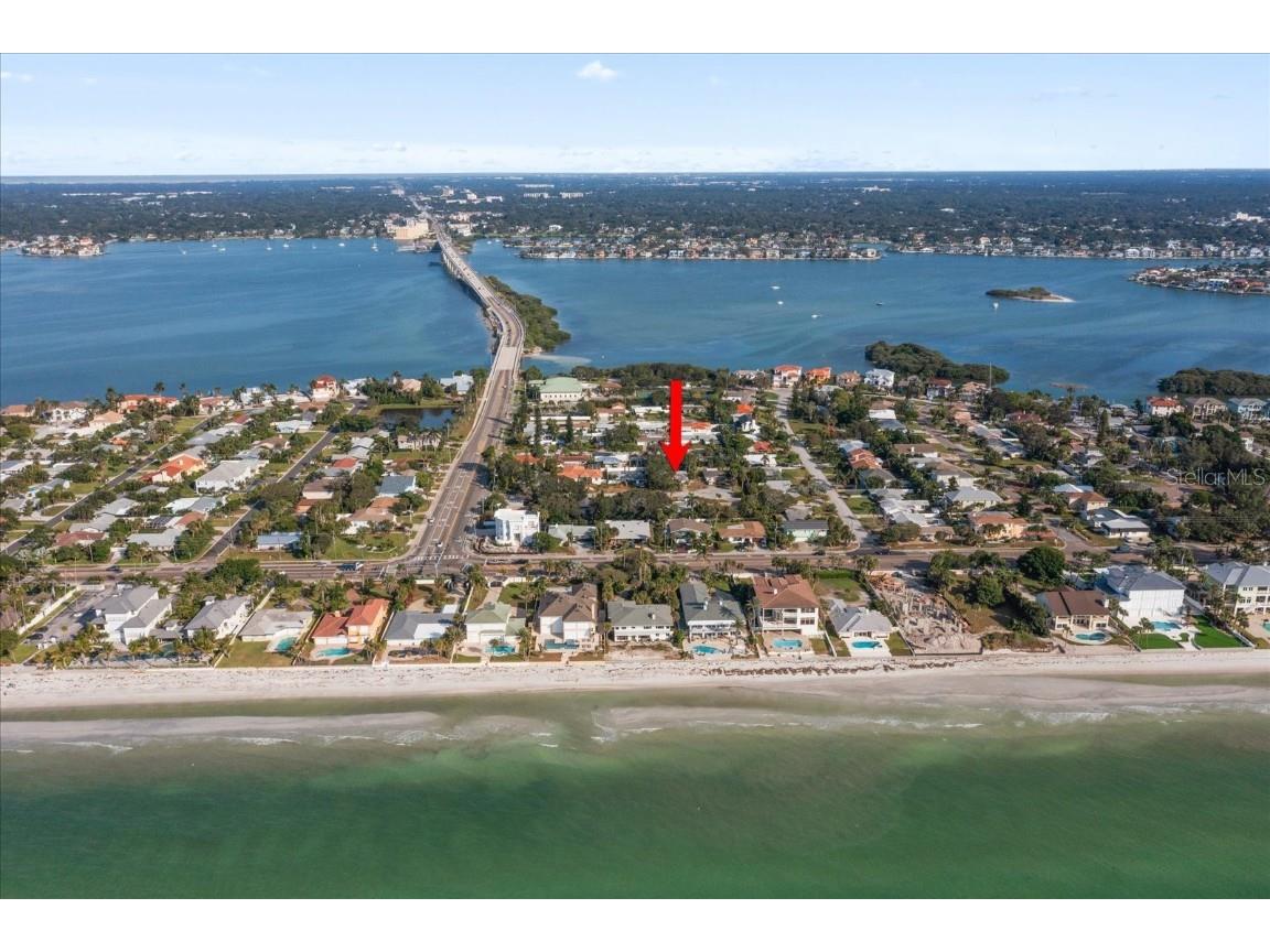 941 Palm Drive Belleair Beach FL 33786 TB8442021 image1