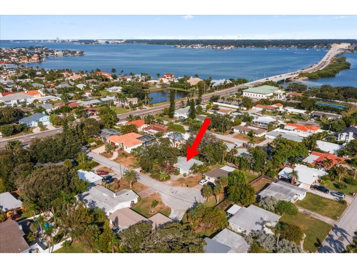 941 Palm Drive Belleair Beach FL 33786 TB8442021 image6