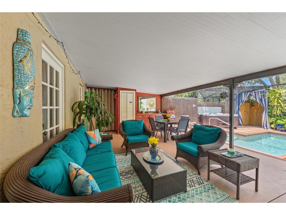 941 Virginia Drive Sarasota FL 34234 A4652219 image11