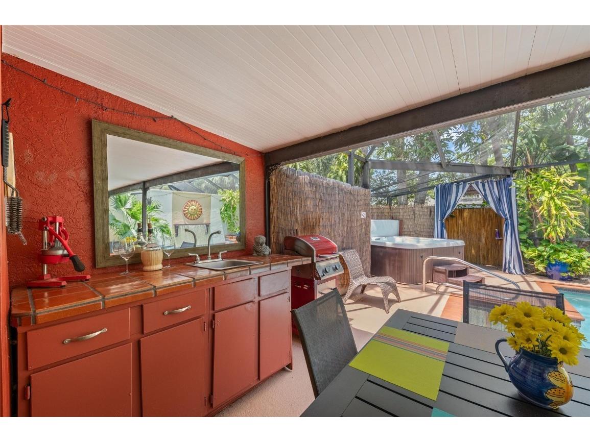 941 Virginia Drive Sarasota FL 34234 A4652219 image18