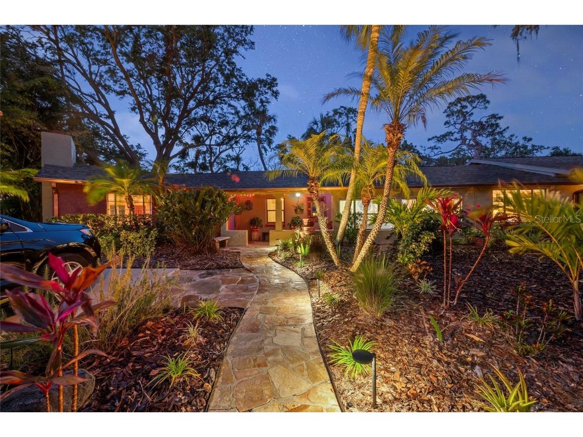 941 Virginia Drive Sarasota FL 34234 A4652219 image3