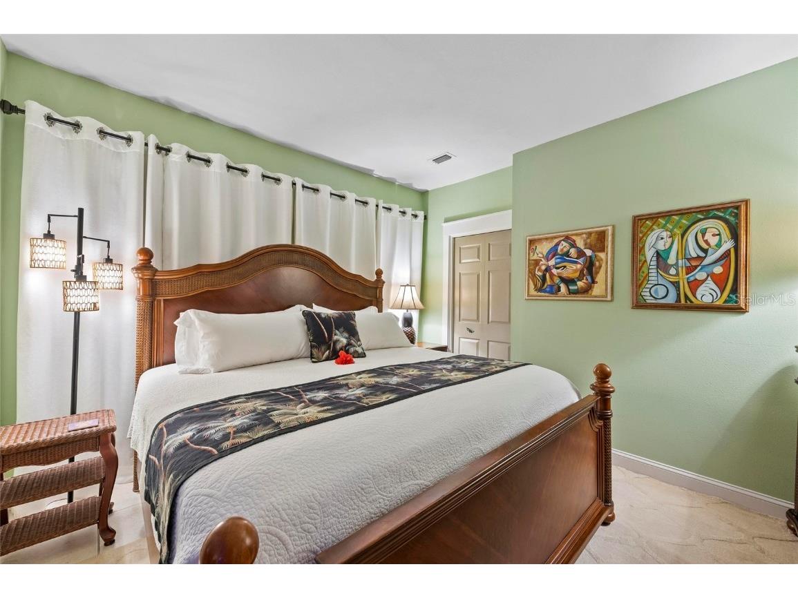 941 Virginia Drive Sarasota FL 34234 A4652219 image46