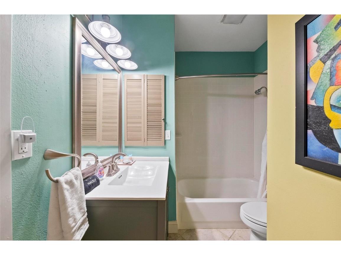 941 Virginia Drive Sarasota FL 34234 A4652219 image48