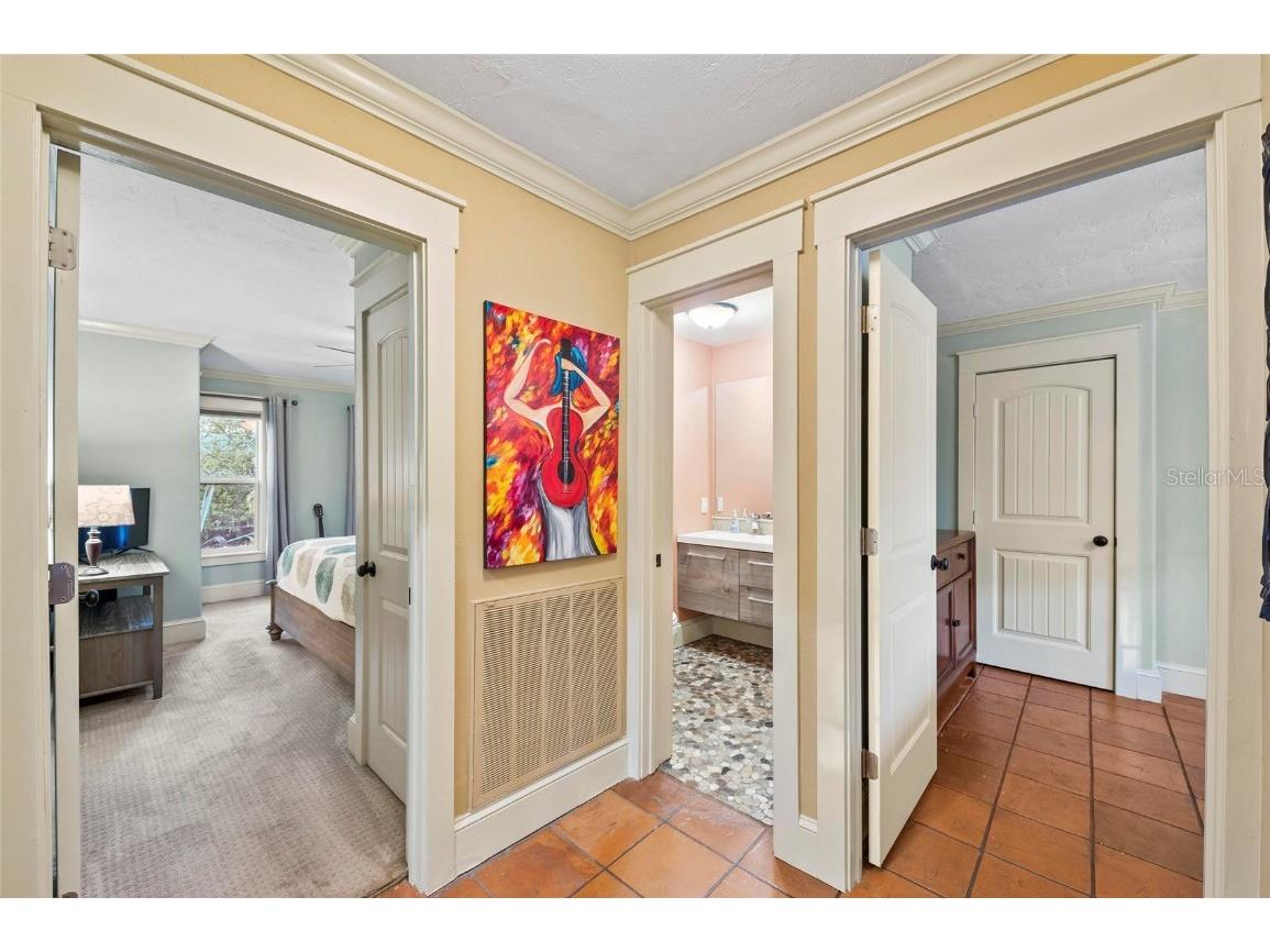 941 Virginia Drive Sarasota FL 34234 A4652219 image67