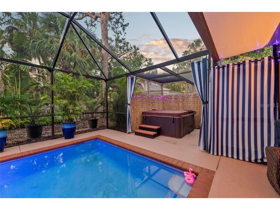 941 Virginia Drive Sarasota FL 34234 A4652219 image8