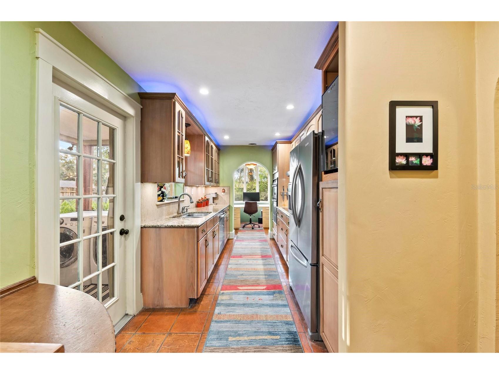 941 Virginia Drive Sarasota FL 34234 A4684540 image12