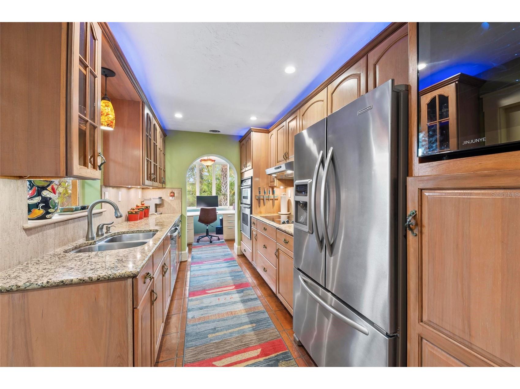 941 Virginia Drive Sarasota FL 34234 A4684540 image13