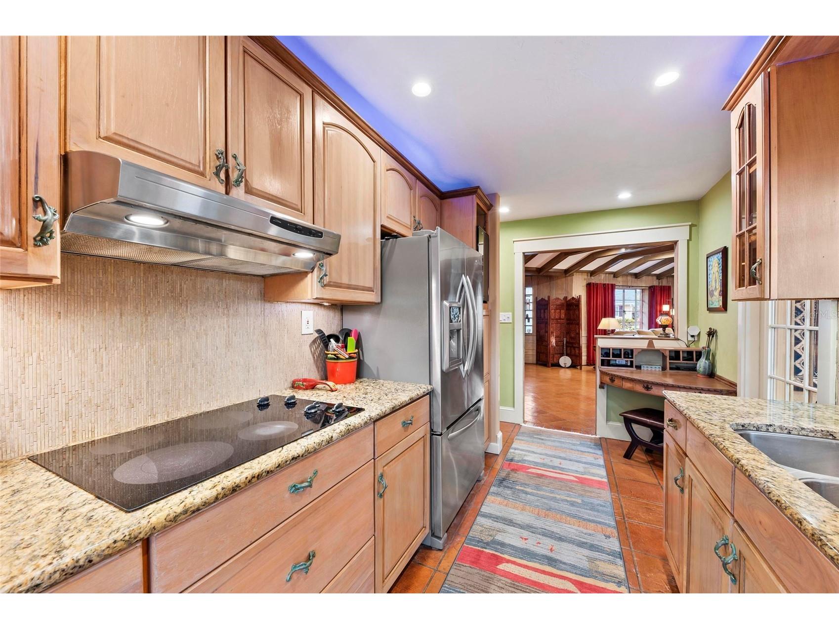 941 Virginia Drive Sarasota FL 34234 A4684540 image16