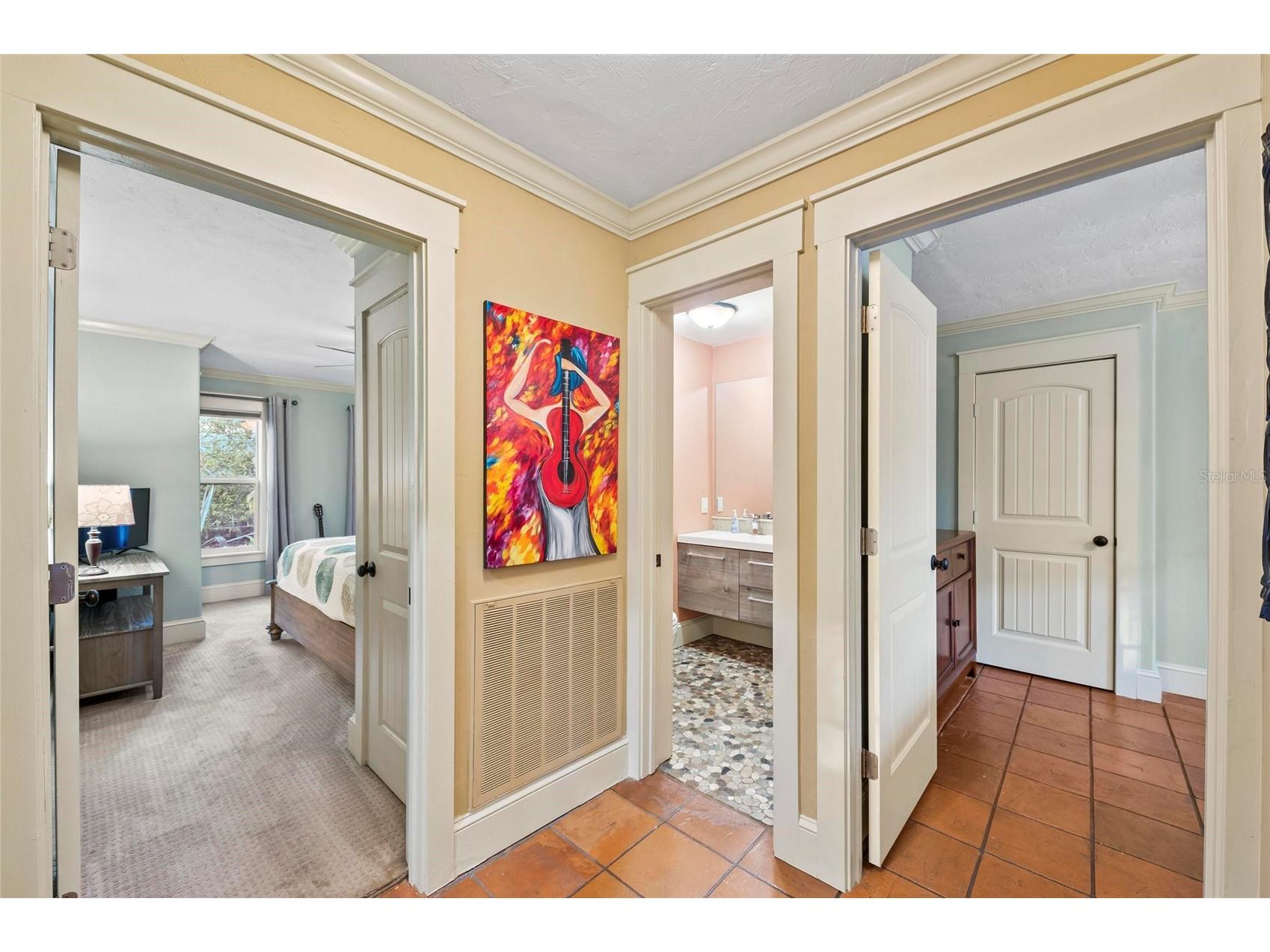 941 Virginia Drive Sarasota FL 34234 A4684540 image17