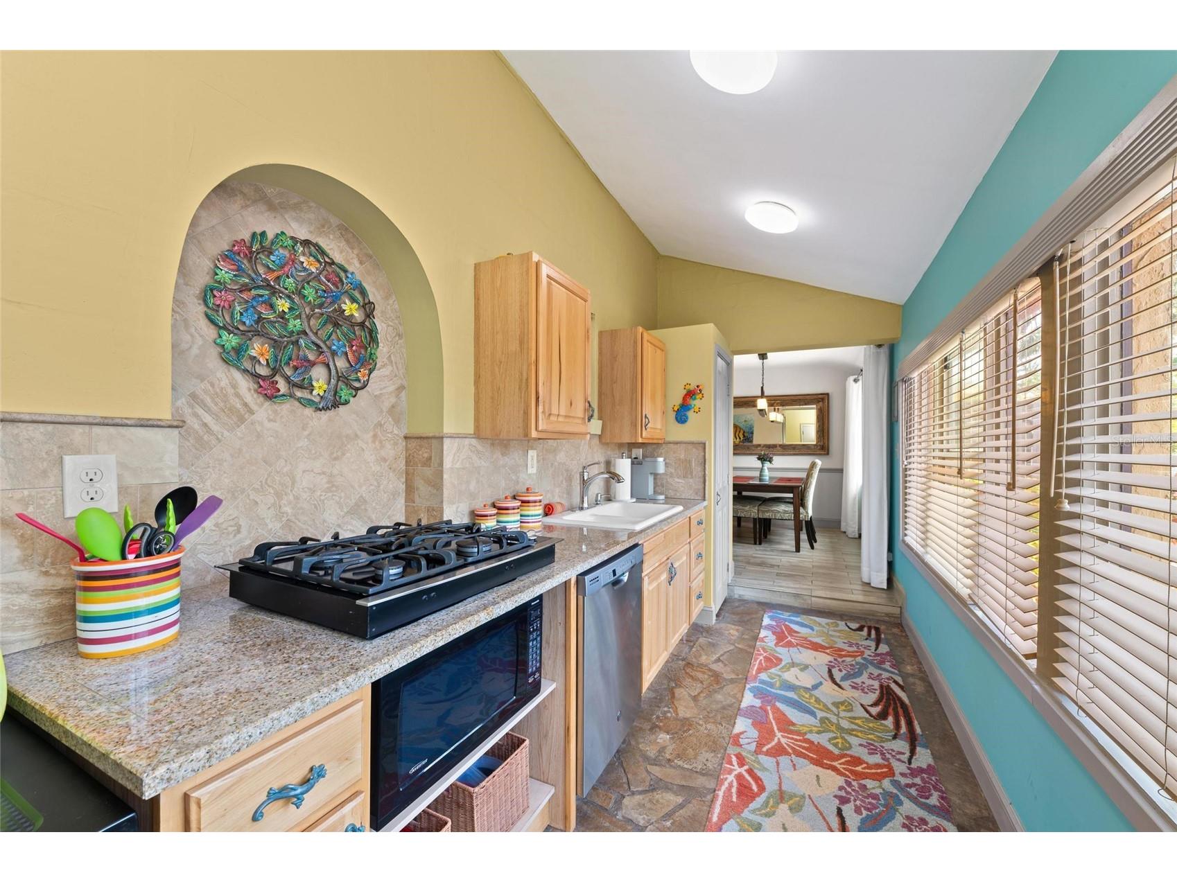 941 Virginia Drive Sarasota FL 34234 A4684540 image32