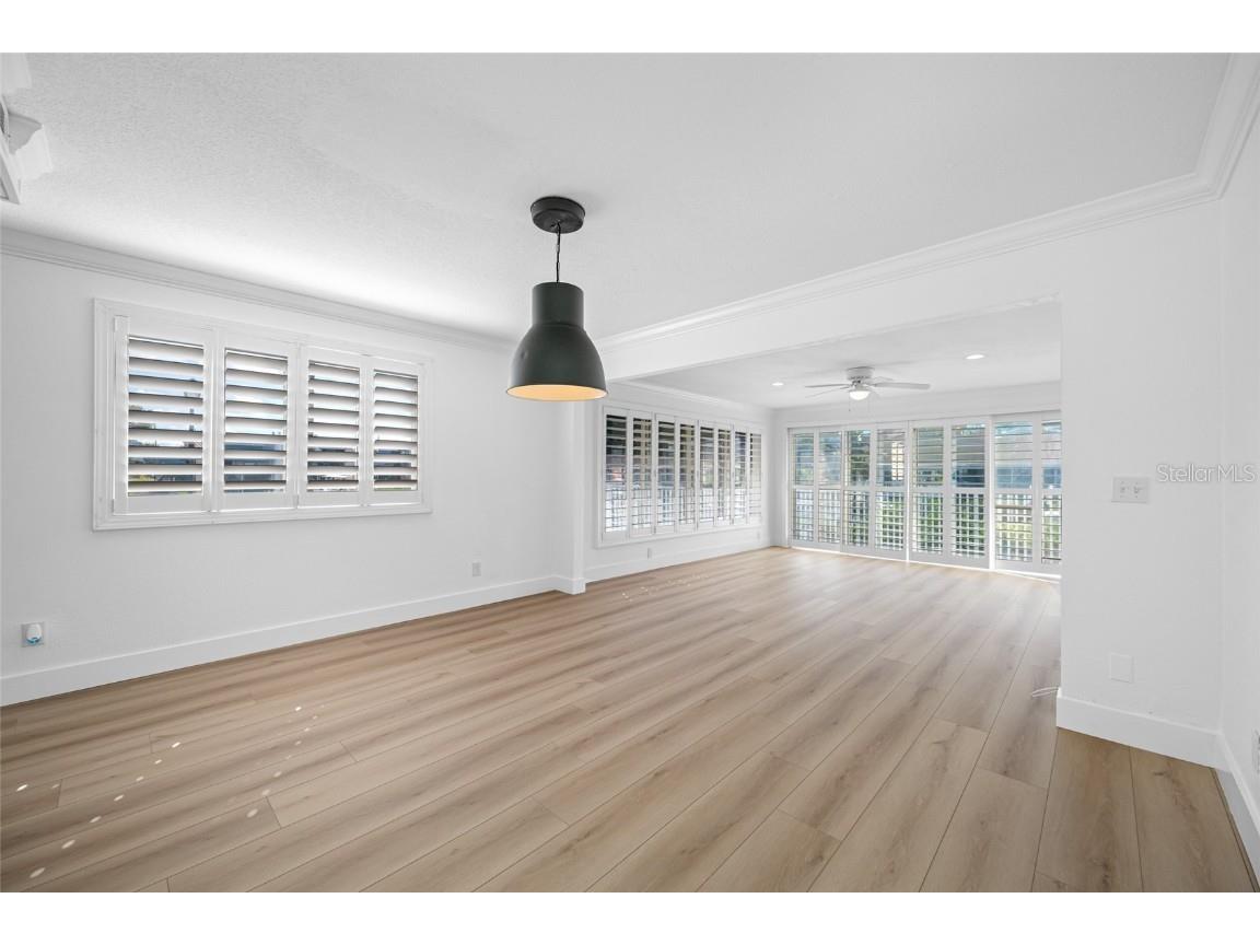 9410 Tara Cay Court #15 Seminole FL 33776 TB8430754 image23