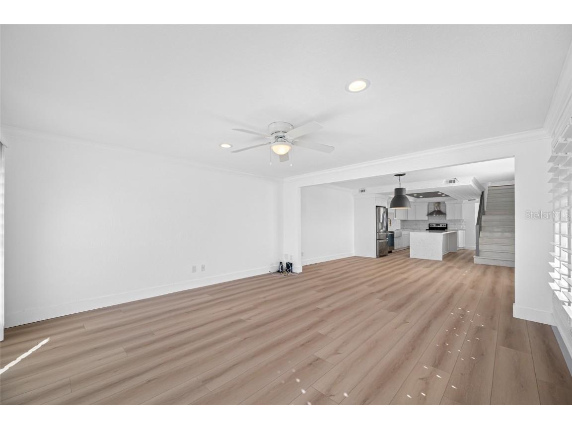 9410 Tara Cay Court #15 Seminole FL 33776 TB8430754 image28