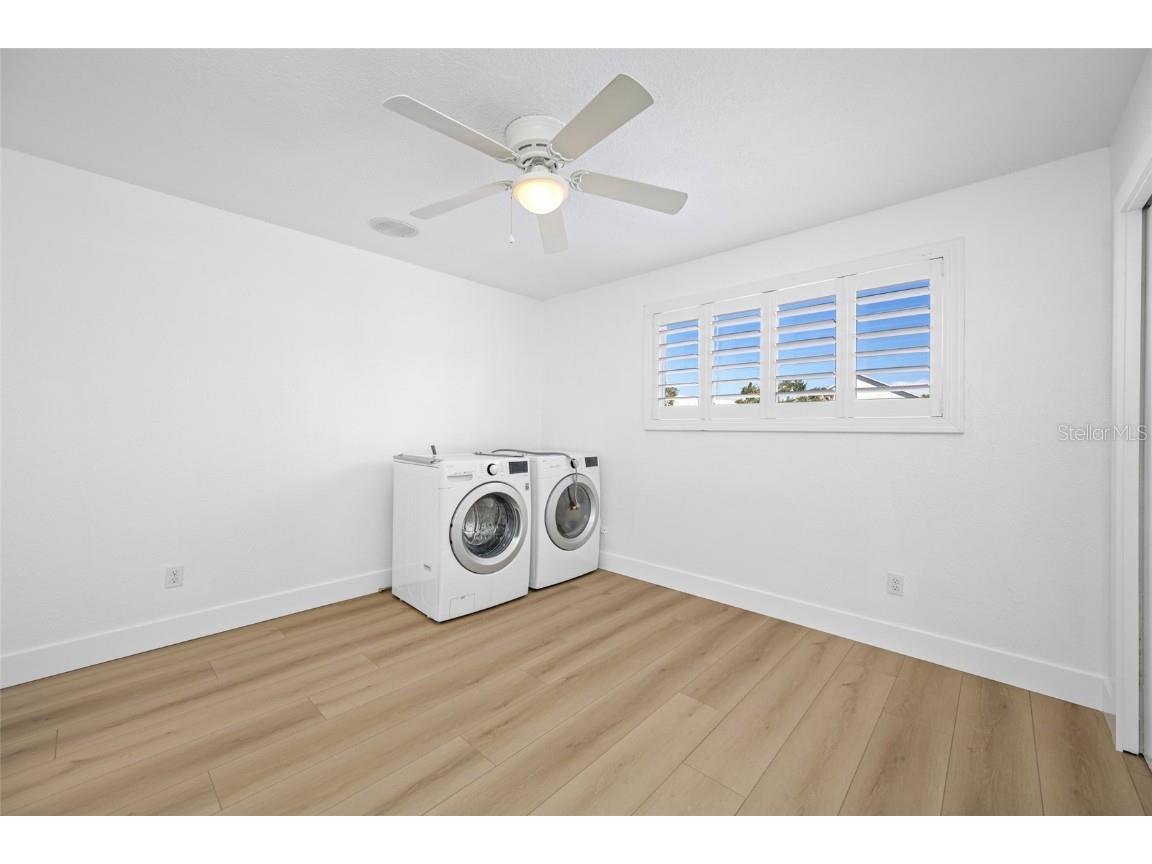 9410 Tara Cay Court #15 Seminole FL 33776 TB8430754 image31