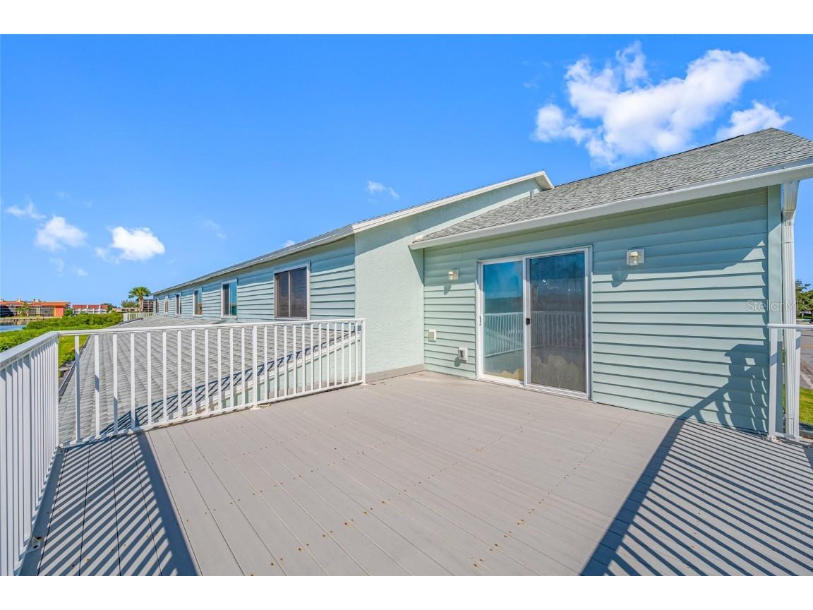 9410 Tara Cay Court #15 Seminole FL 33776 TB8430754 image47