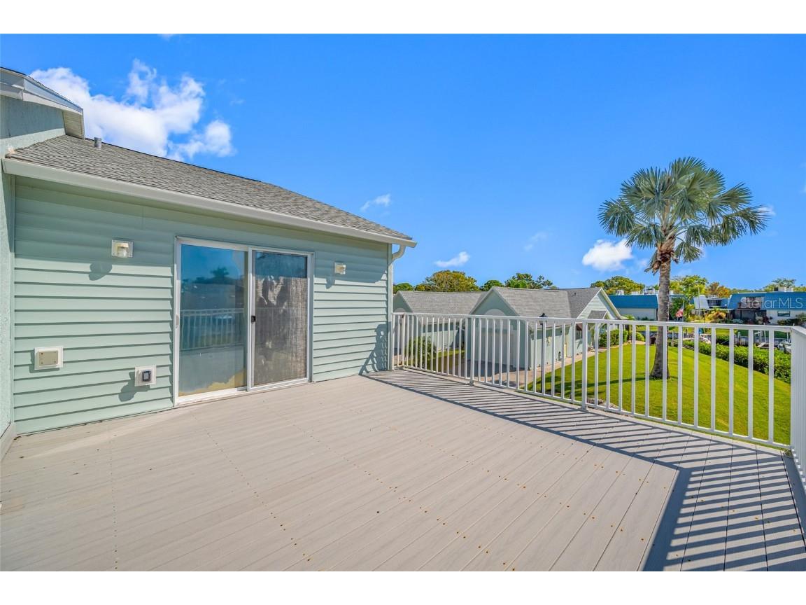 9410 Tara Cay Court #15 Seminole FL 33776 TB8430754 image48