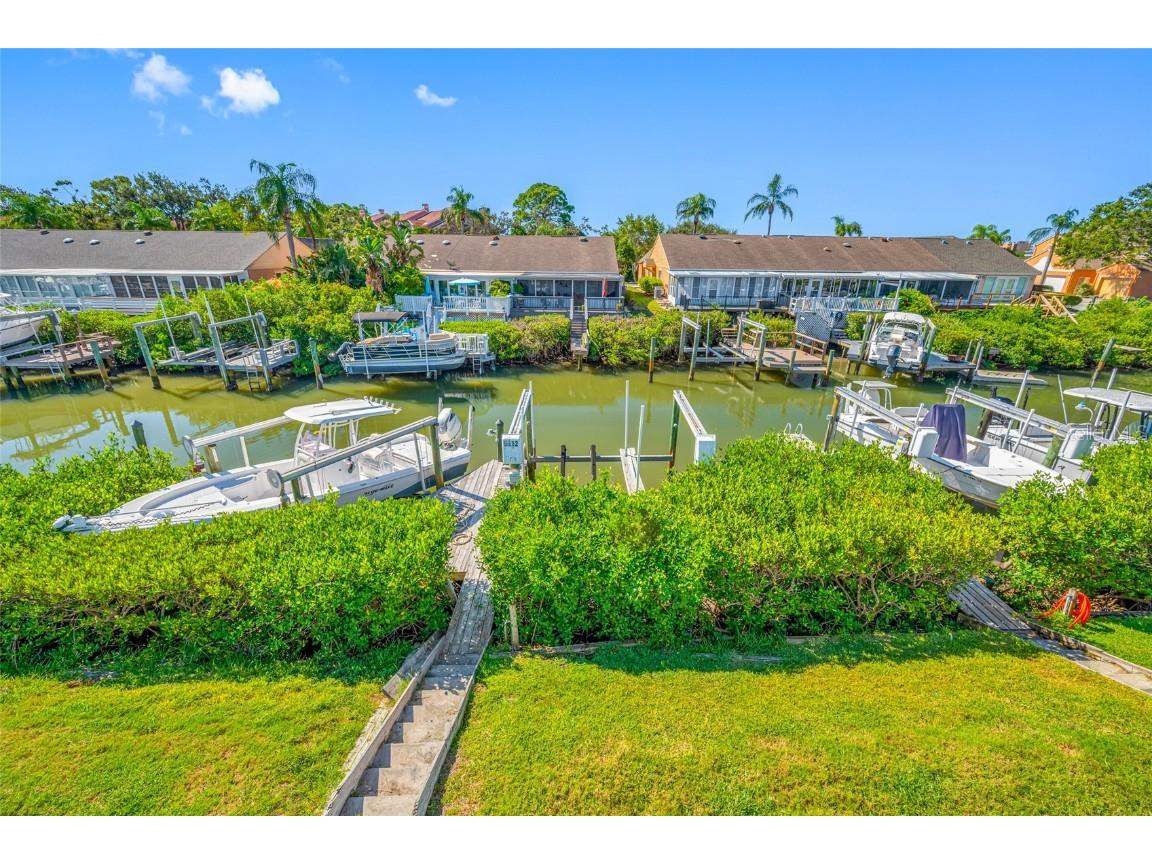 9410 Tara Cay Court #15 Seminole FL 33776 TB8430754 image51