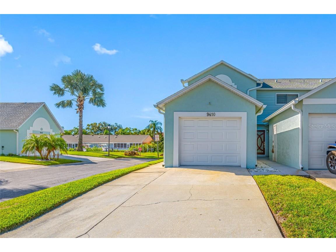 9410 Tara Cay Court #15 Seminole FL 33776 TB8430754 image54