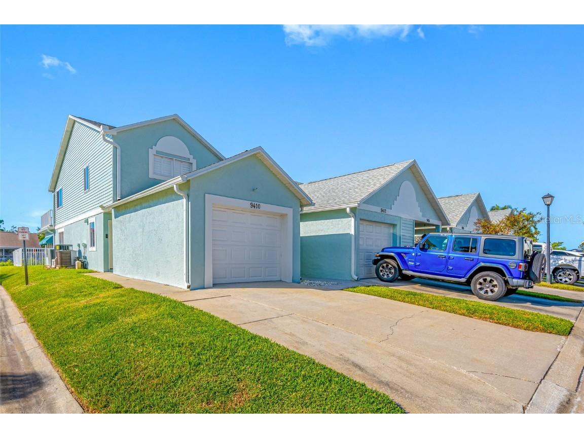 9410 Tara Cay Court #15 Seminole FL 33776 TB8430754 image56