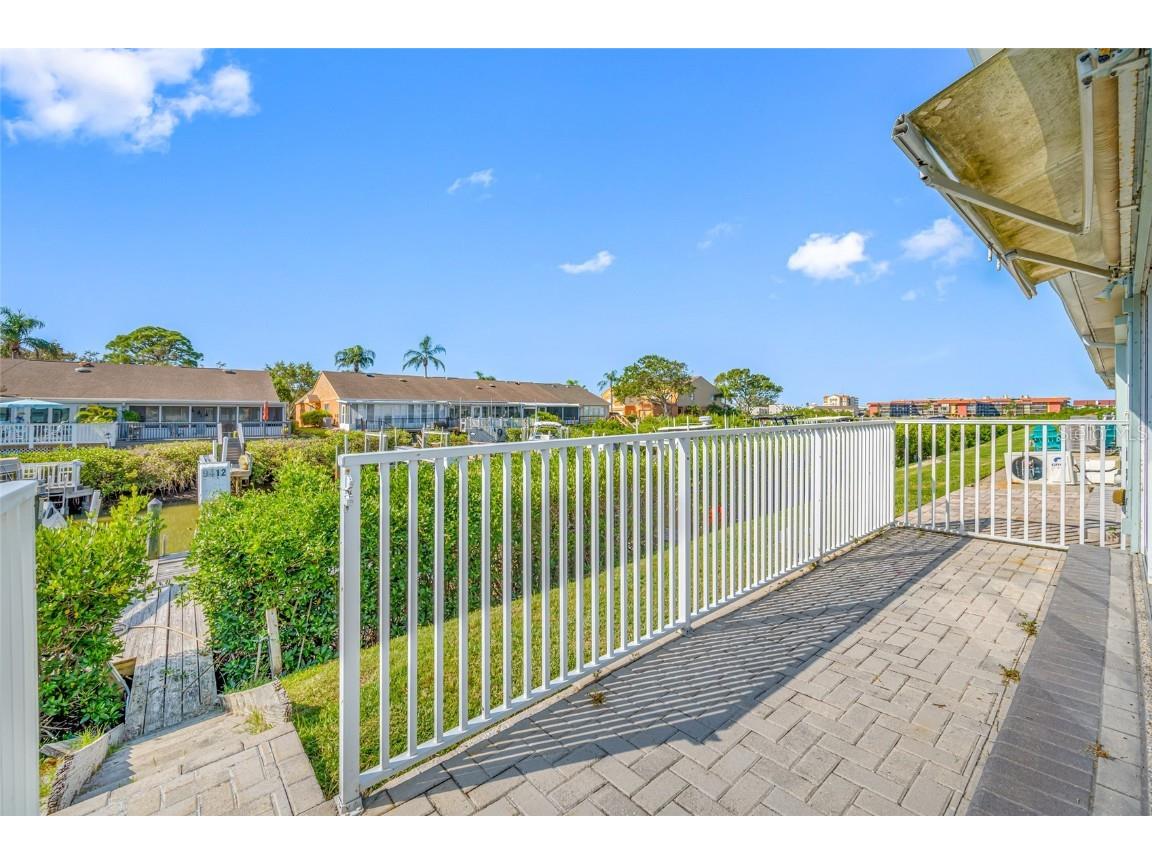 9410 Tara Cay Court #15 Seminole FL 33776 TB8430754 image59