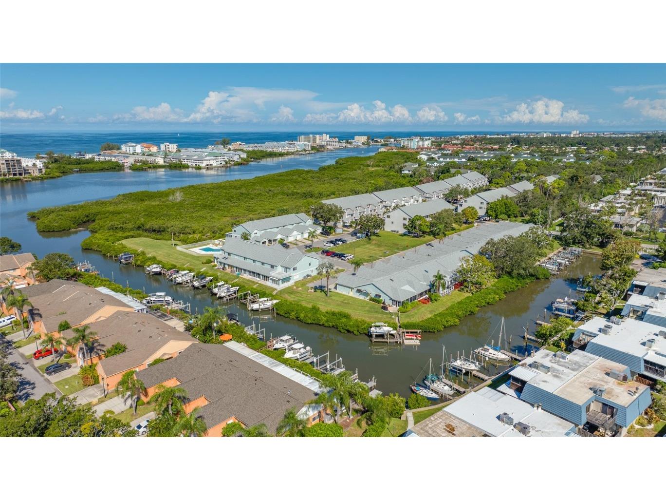 9410 Tara Cay Court #15 Seminole FL 33776 TB8430754 image68