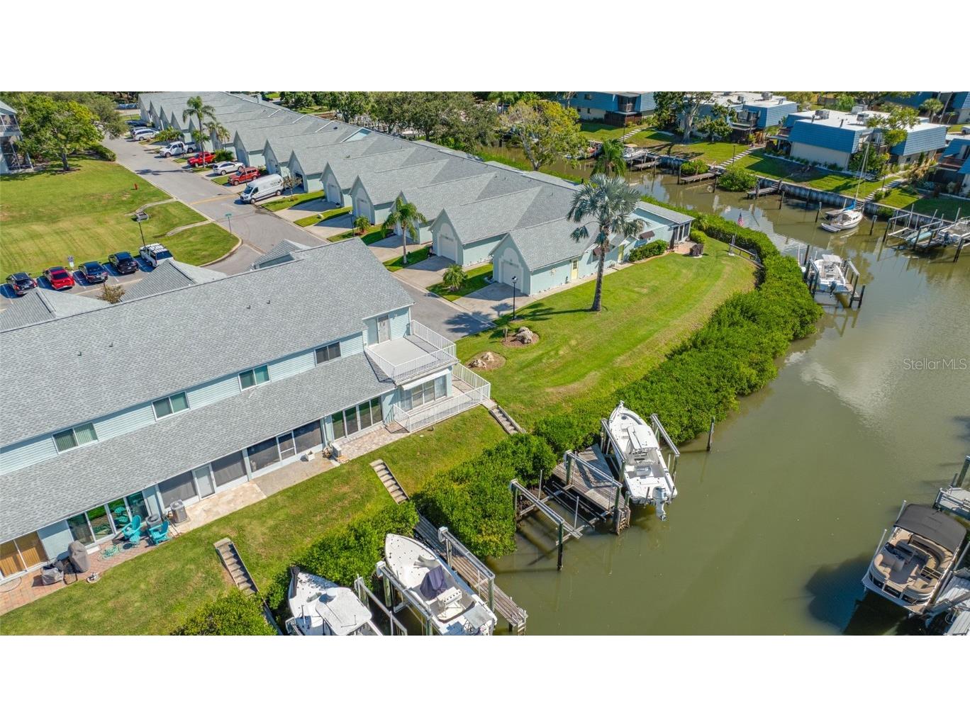 9410 Tara Cay Court #15 Seminole FL 33776 TB8430754 image75