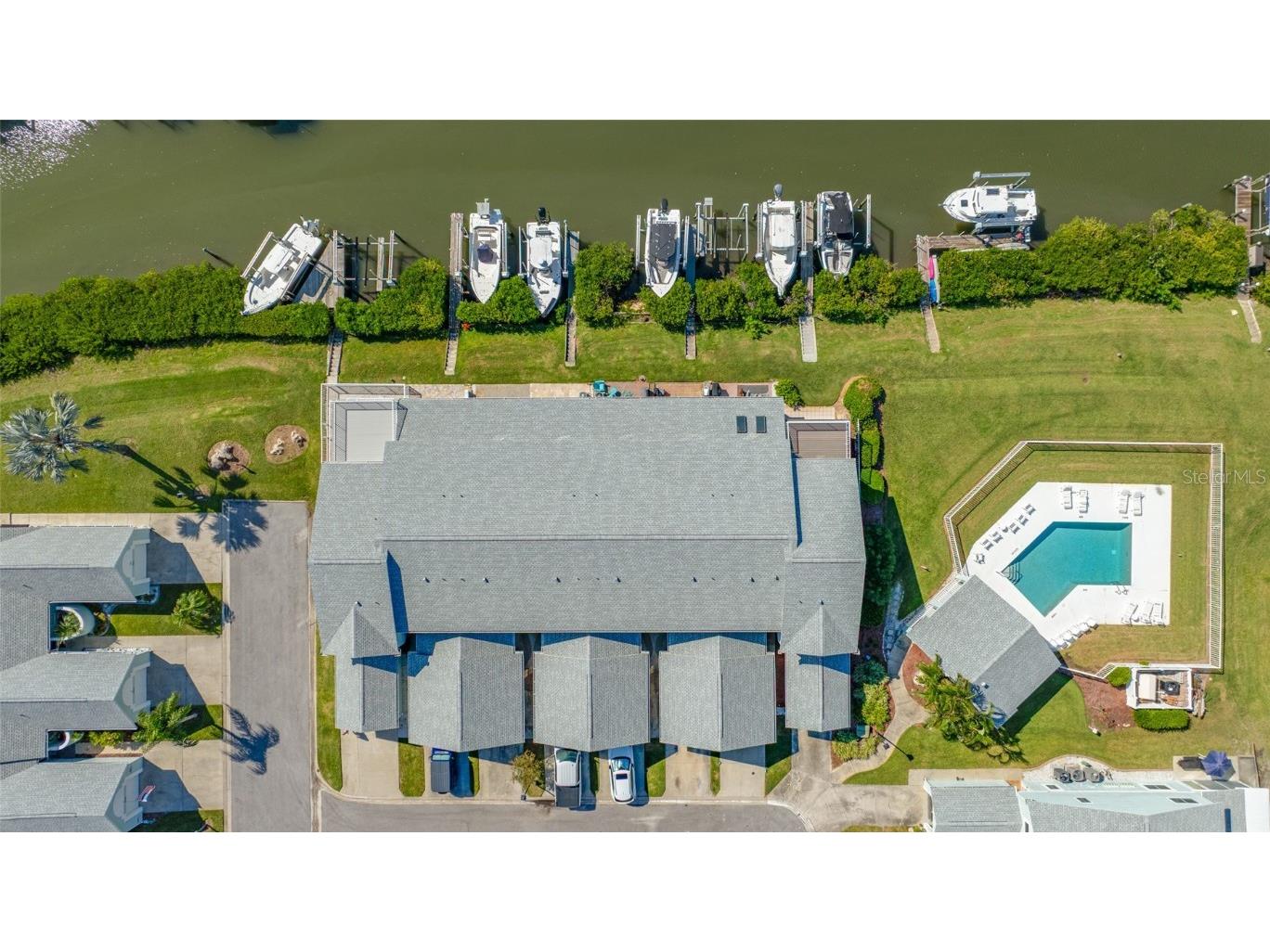 9410 Tara Cay Court #15 Seminole FL 33776 TB8430754 image79