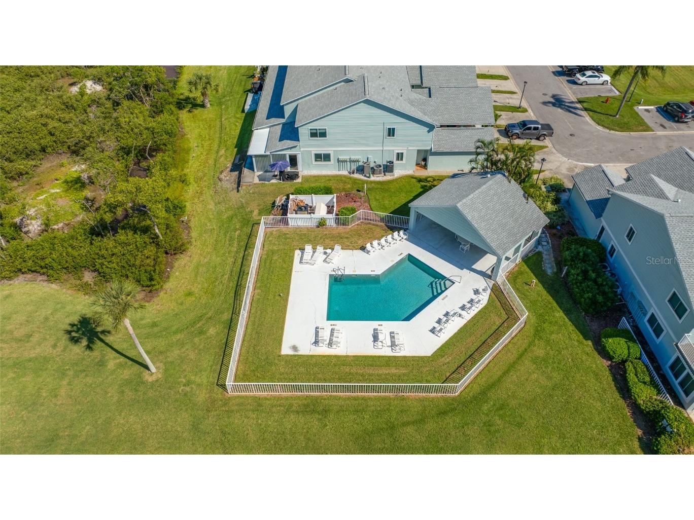 9410 Tara Cay Court #15 Seminole FL 33776 TB8430754 image82