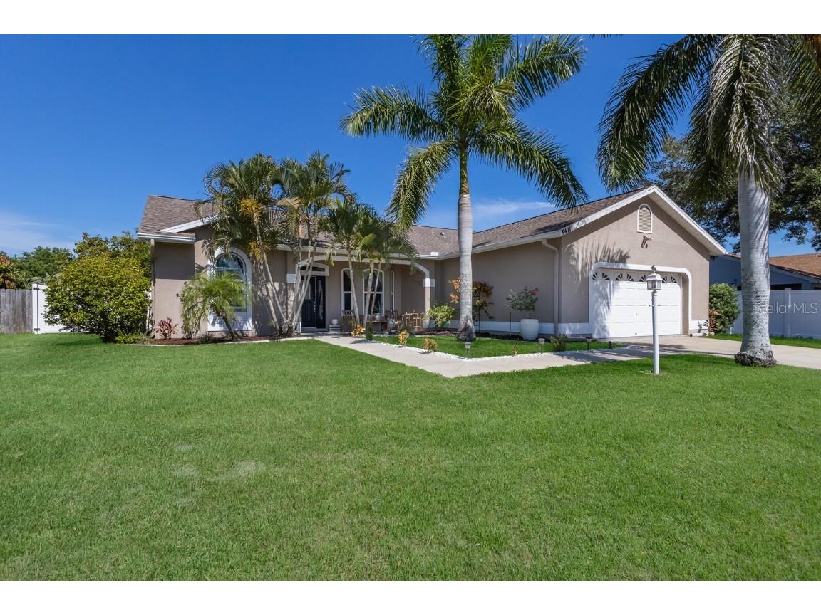 9411 71st Avenue E Palmetto FL 34221 A4613226 image1