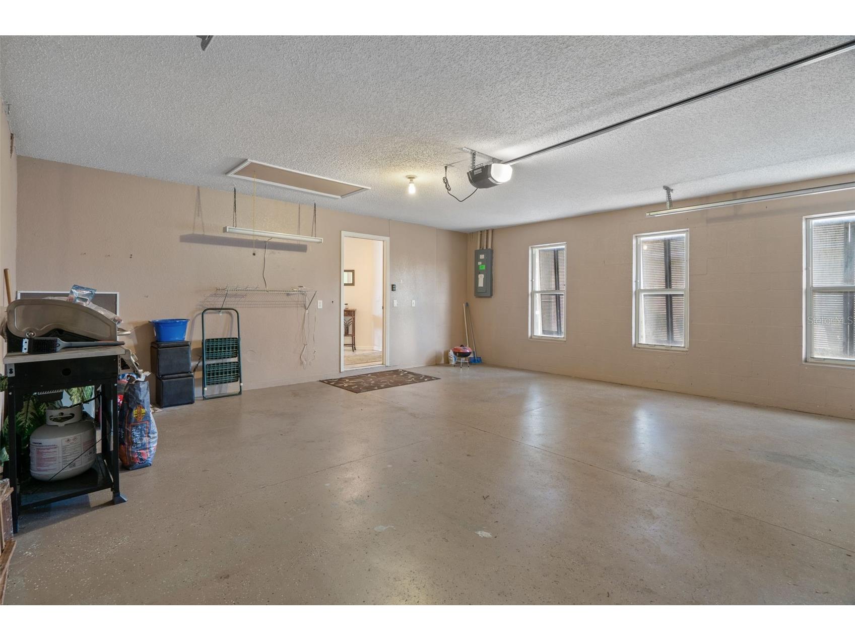 9411 Burnam Drive Weeki Wachee FL 34613 W7883820 image34