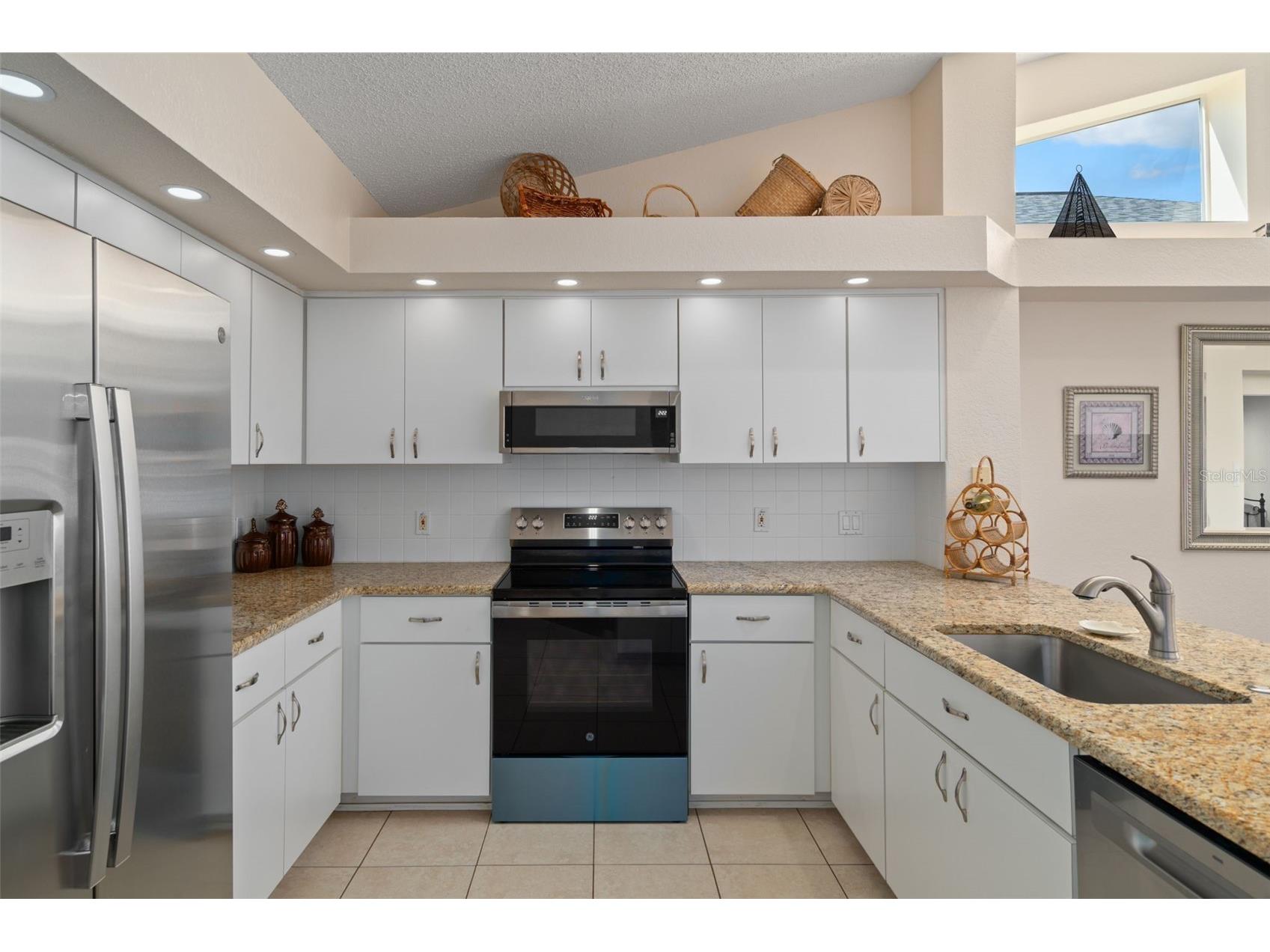 9411 Burnam Drive Weeki Wachee FL 34613 W7883820 image9