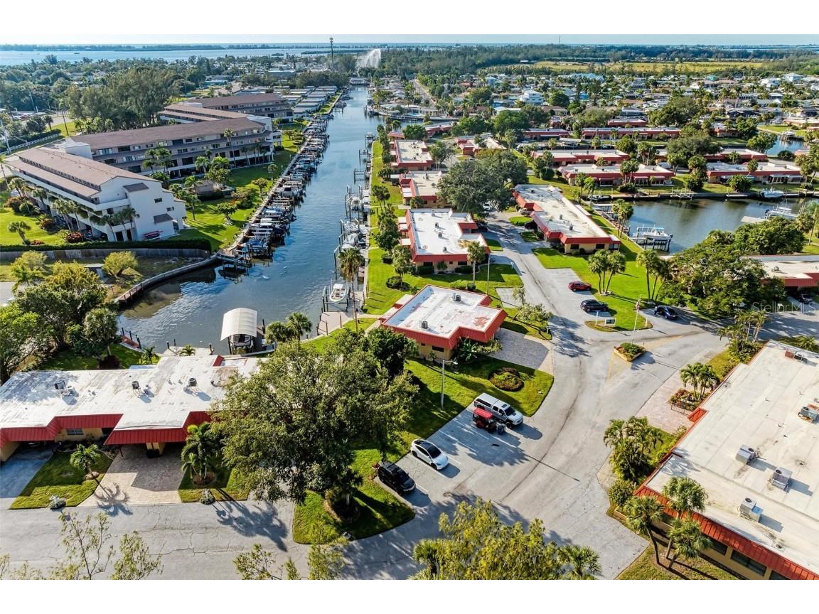 9411 Catalina Drive Bradenton FL 34210 A4591001 image1