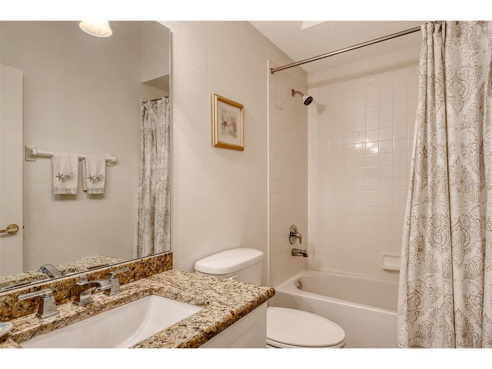 9411 Forest Hills Circle Sarasota FL 34238 A4683831 image24