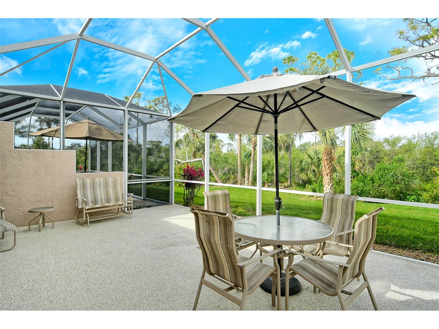 9411 Forest Hills Circle Sarasota FL 34238 A4683831 image8