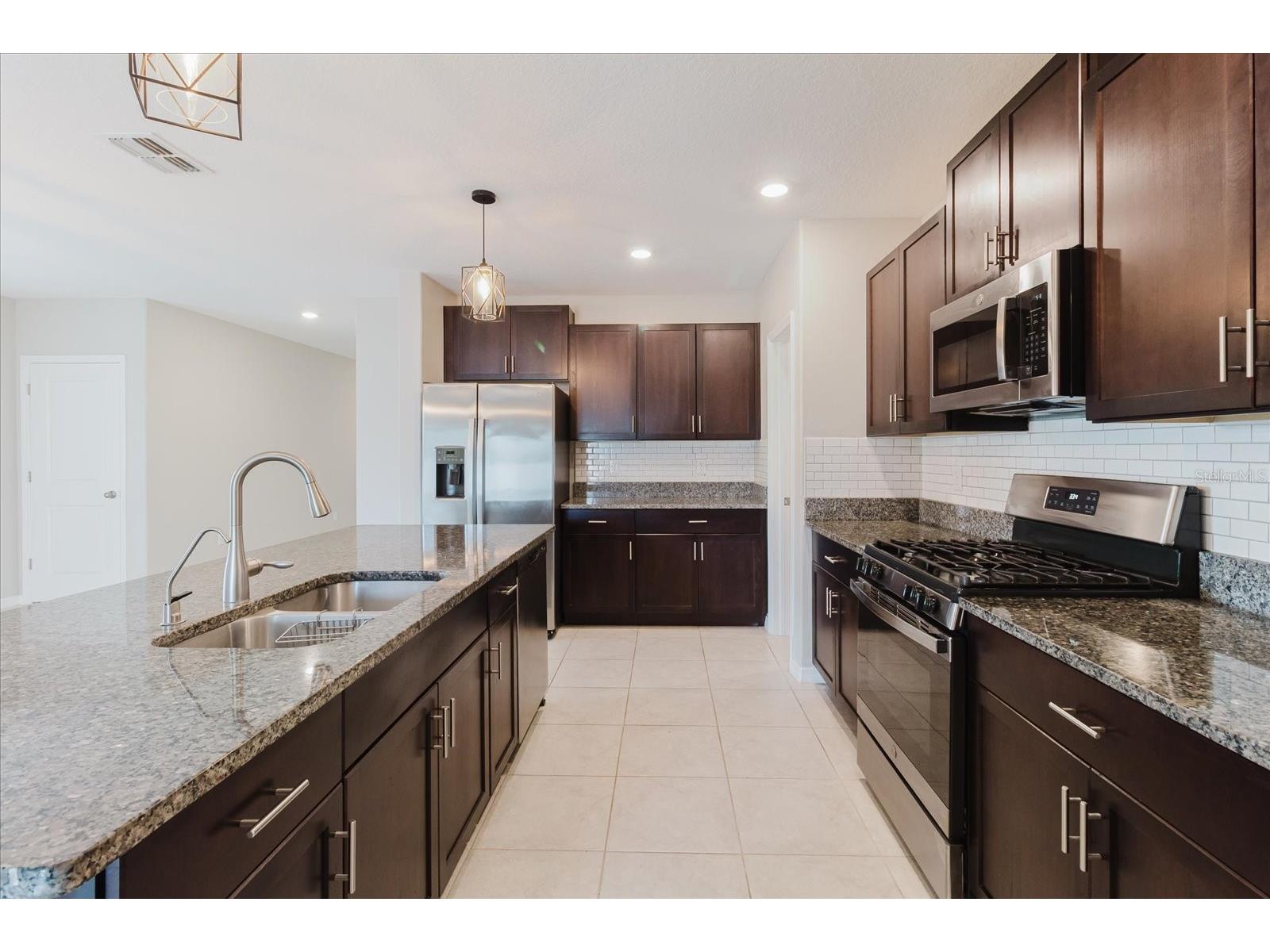9411 Lemon Drop Loop Sun City Center FL 33573 TB8482162 image12