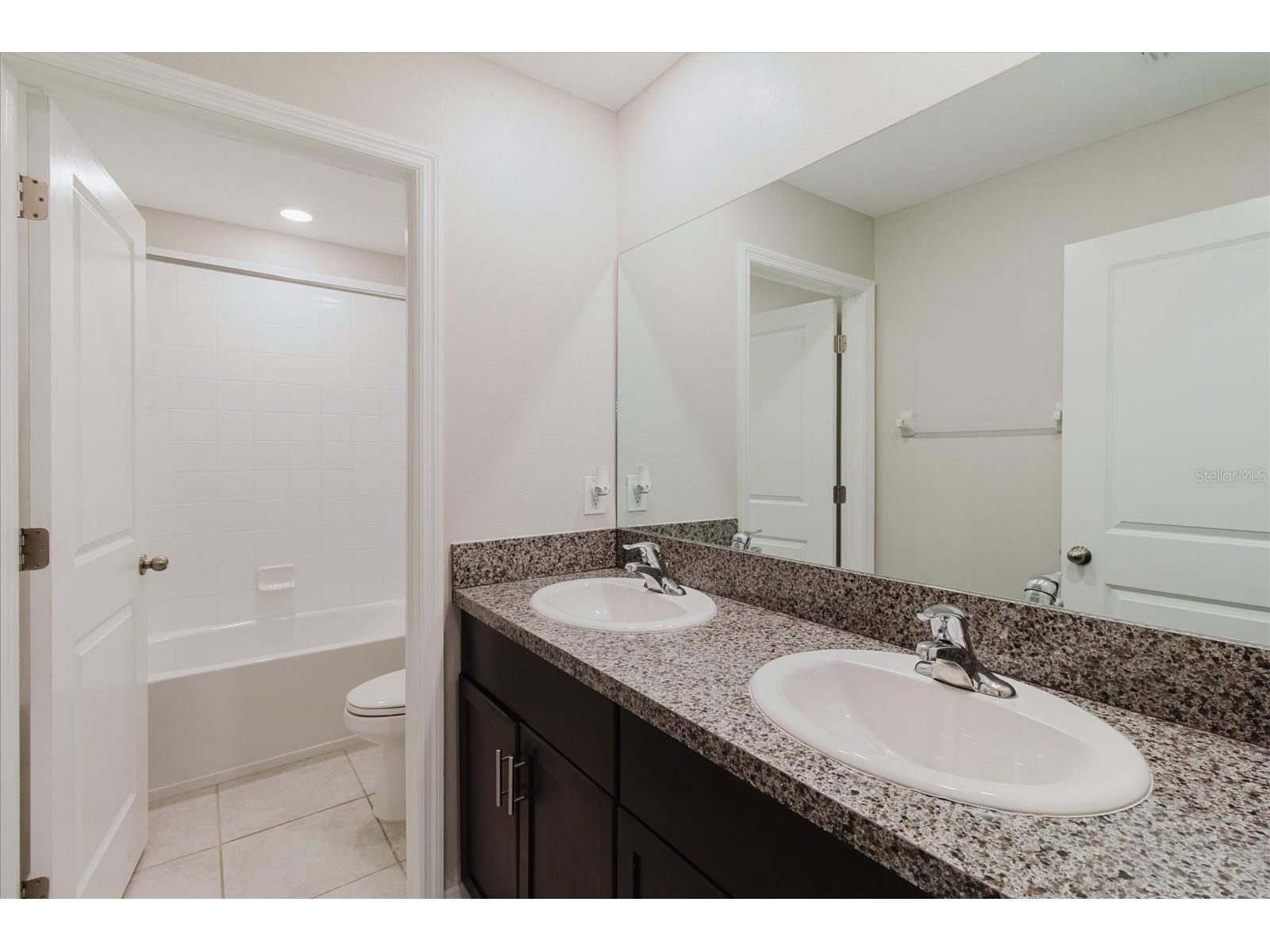 9411 Lemon Drop Loop Sun City Center FL 33573 TB8482162 image29