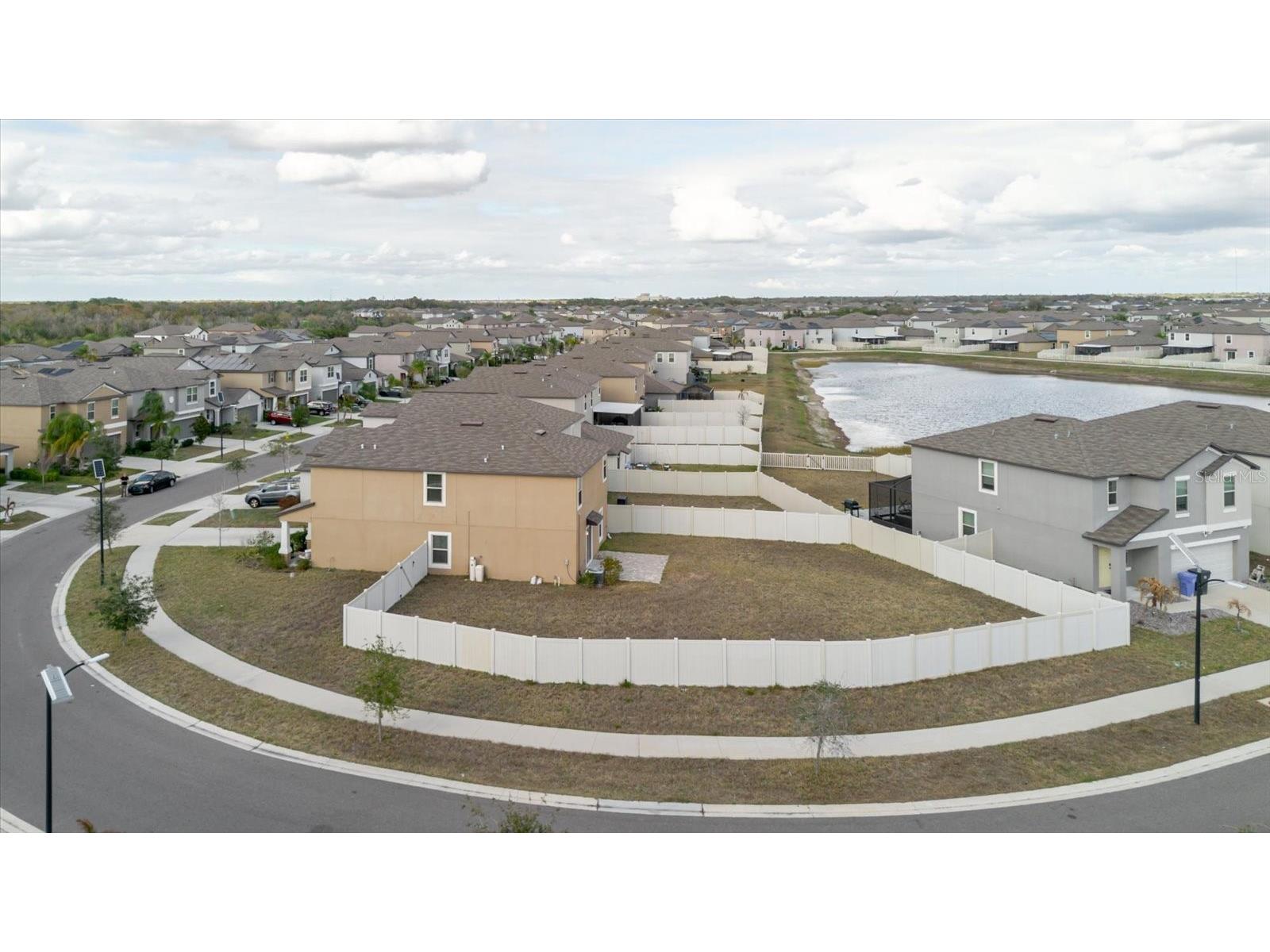 9411 Lemon Drop Loop Sun City Center FL 33573 TB8482162 image40