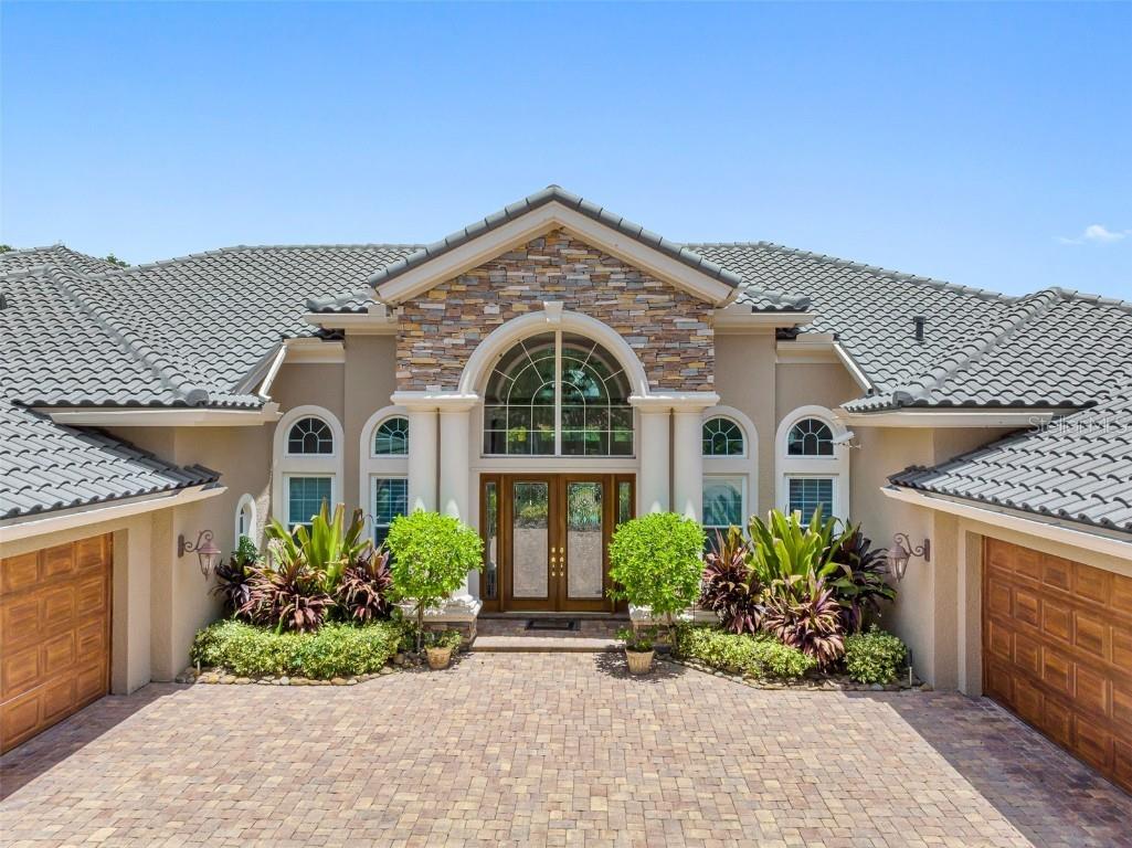 9411 Silverthorn Road Seminole FL 33777 U8240211 image1