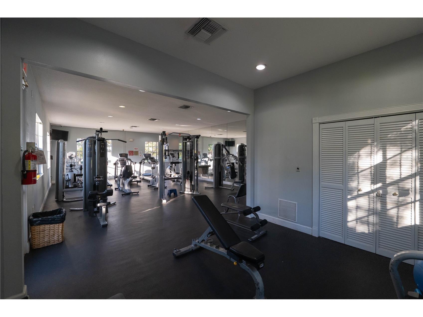 9412 Lake Chase Island Way #9412 Tampa FL 33626 TB8486077 image34