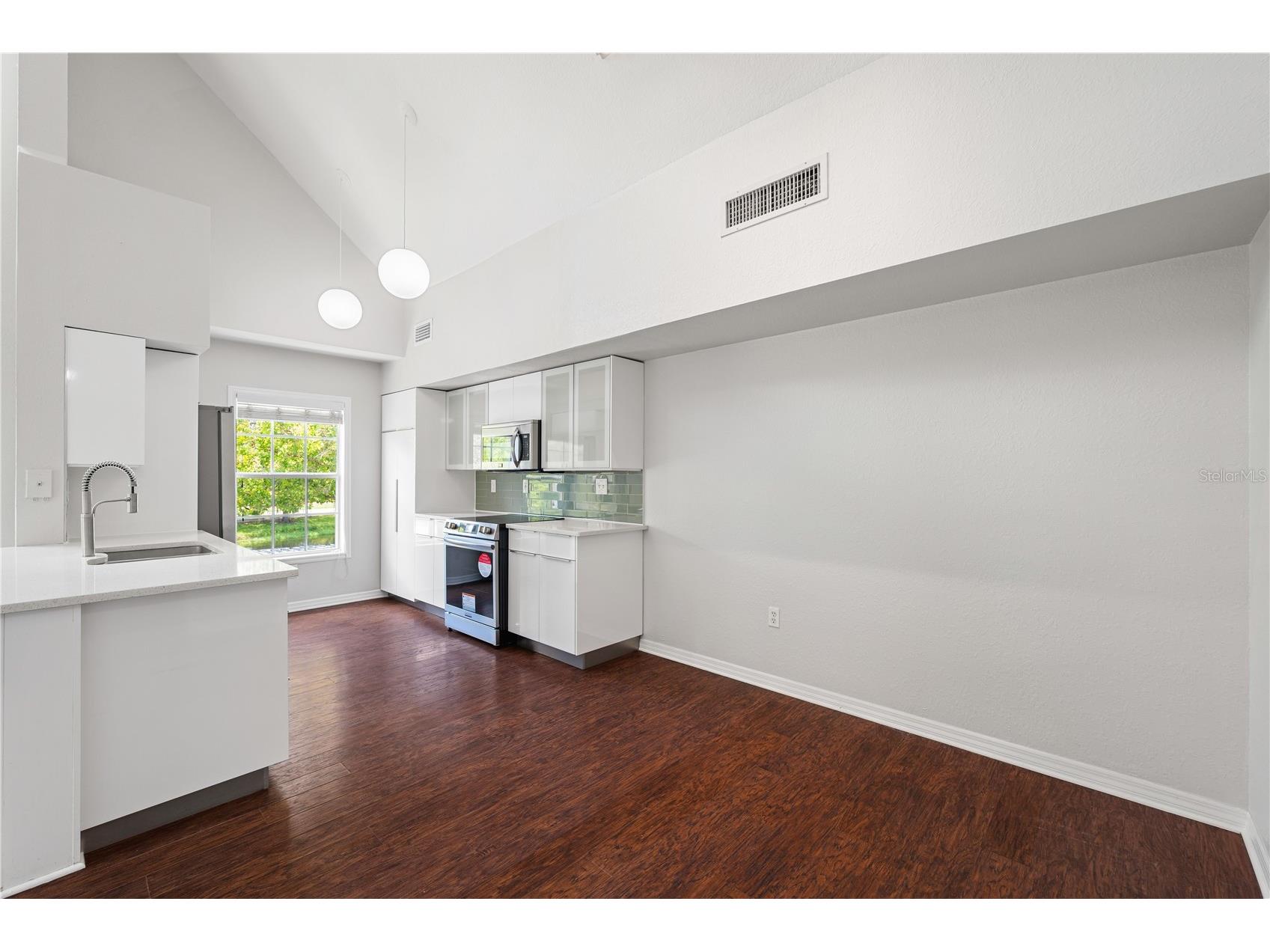 9412 Lake Chase Island Way #9412 Tampa FL 33626 TB8486077 image5