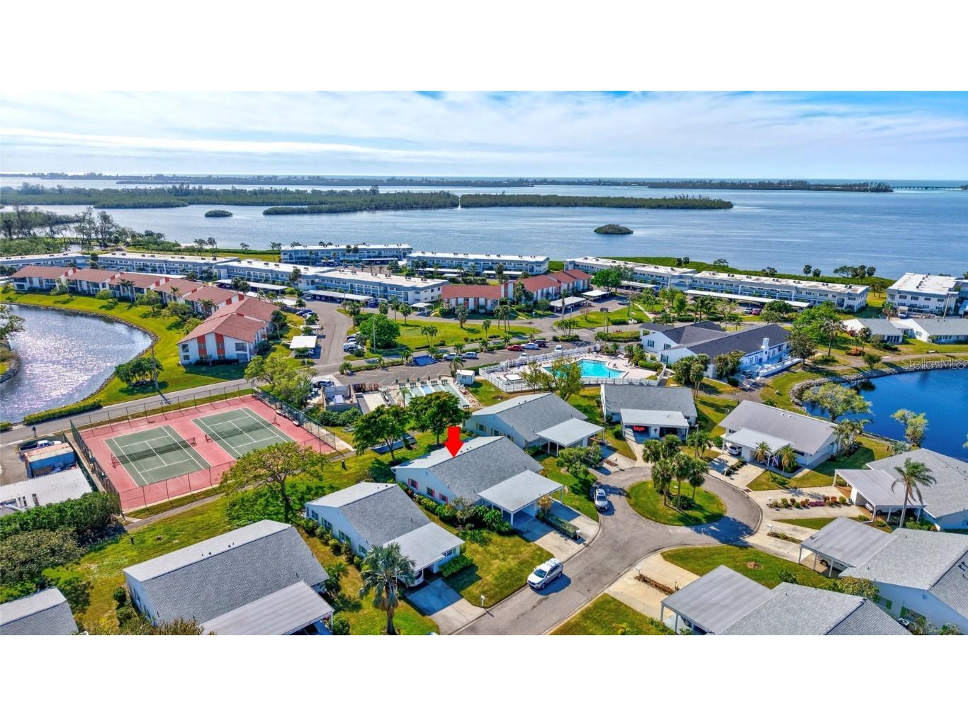 9414 Andover Circle Bradenton FL 34210 - SARASOTA BAY A4626781 image1