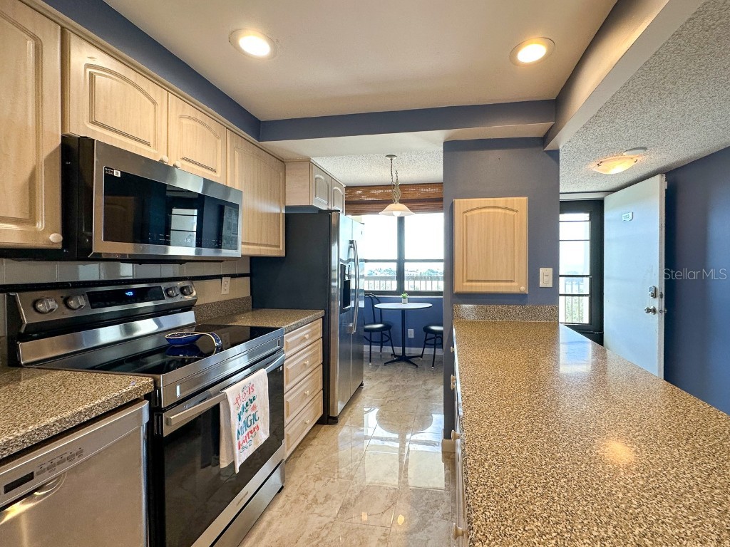 9415 Blind Pass Road #1002 Saint Pete Beach FL 33706 - INTRACOASTAL WATERWAY TB8437512 image30