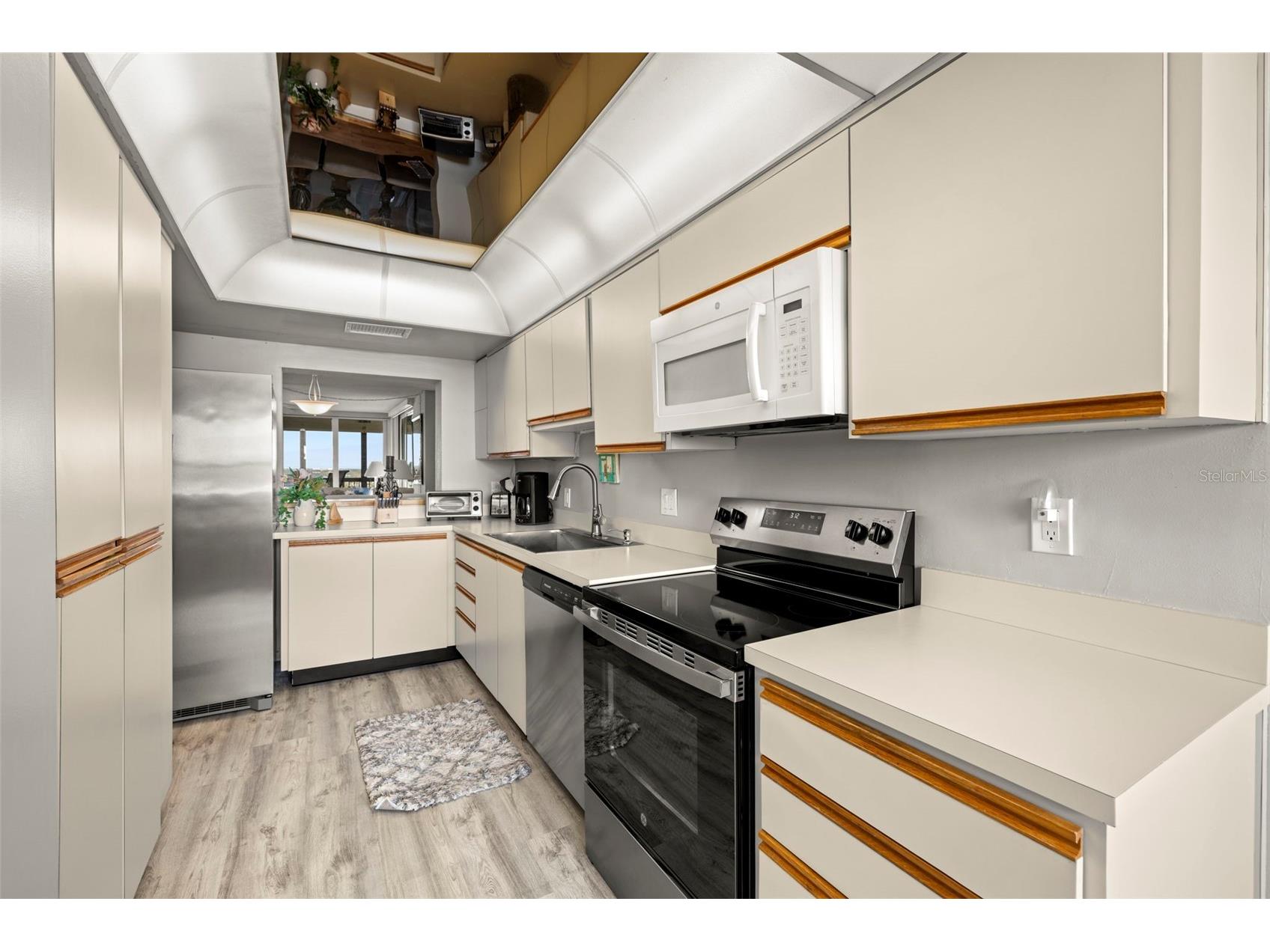 9415 Blind Pass Road #1006 Saint Pete Beach FL 33706 - INTRACOASTAL WATERWAY TB8495605 image20