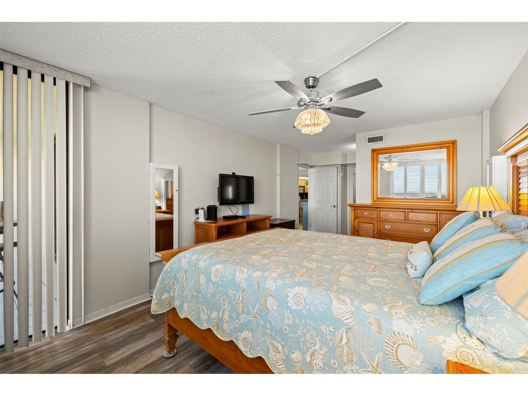 9415 Blind Pass Road #704 Saint Pete Beach FL 33706 - INTRACOASTAL WATERWAY TB8365581 image22