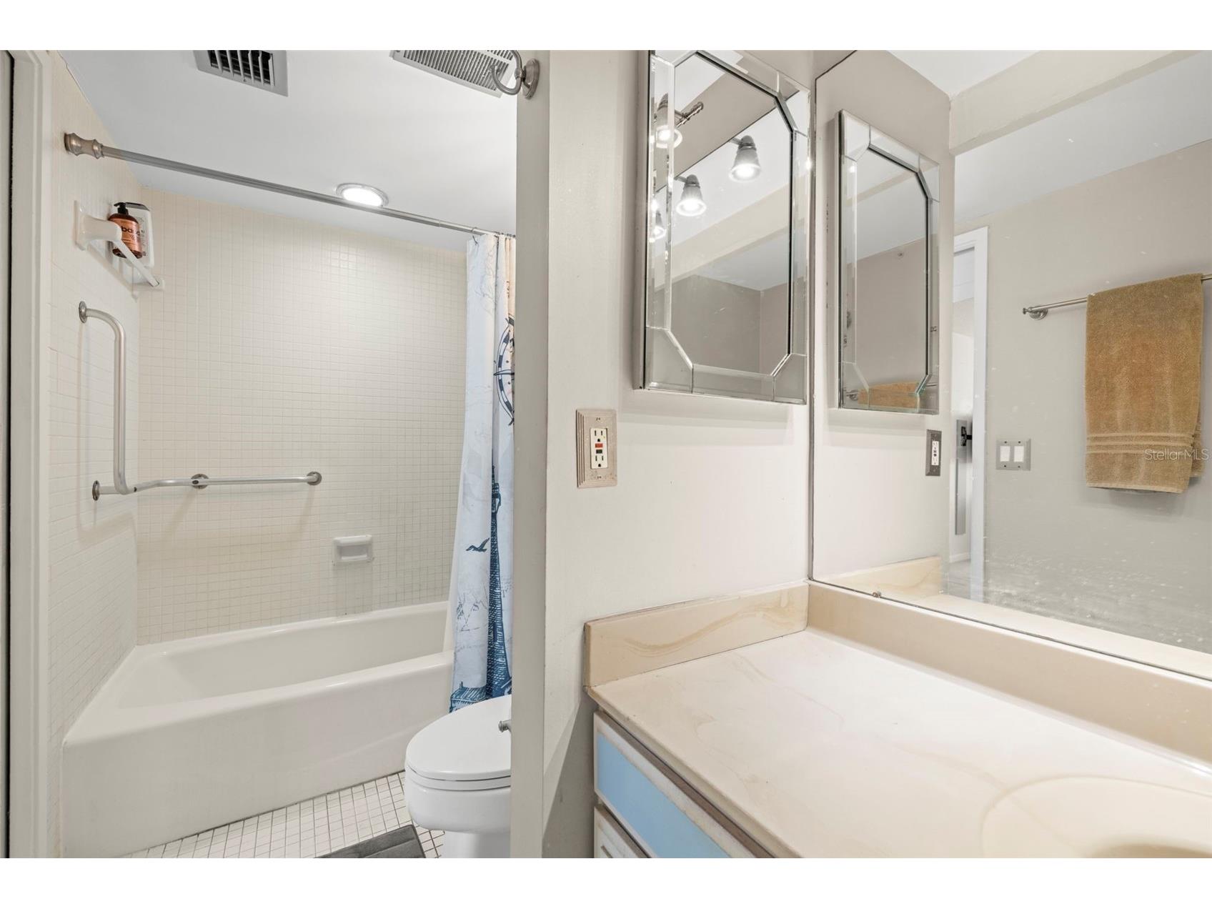 9415 Blind Pass Road #704 Saint Pete Beach FL 33706 - INTRACOASTAL WATERWAY TB8365581 image25